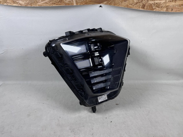 Hyundai Kona 2 II 22- Full Led light right front front