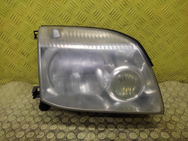 NISSAN X-TRAIL T30 REFLEKTOR Licht rechts vorne