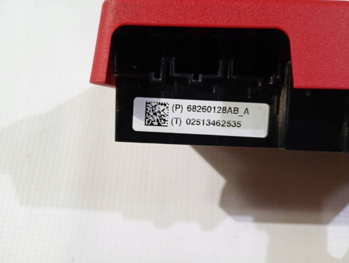 Päälähetin Chrysler Pacifica 68260128 13