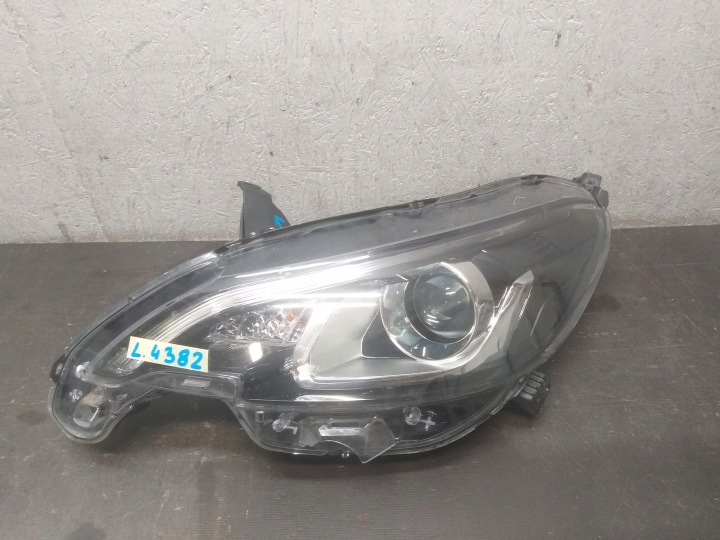 light front left PEUGEOT 108 lens LED 81150-0H150