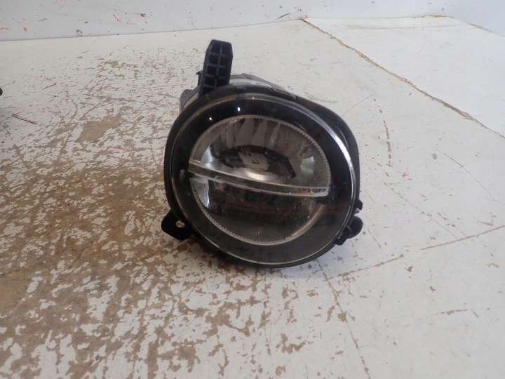 FEUX ANTIBROUILLARD GAUCHE BMW F20 F21 F30 F31 LED 7315559
