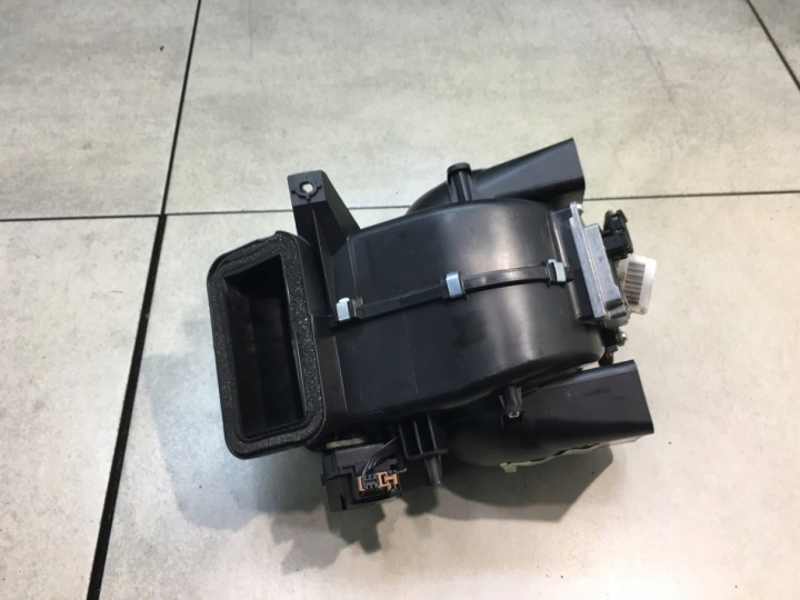 fan heating rear part MERCEDES ML W163 A1638300308