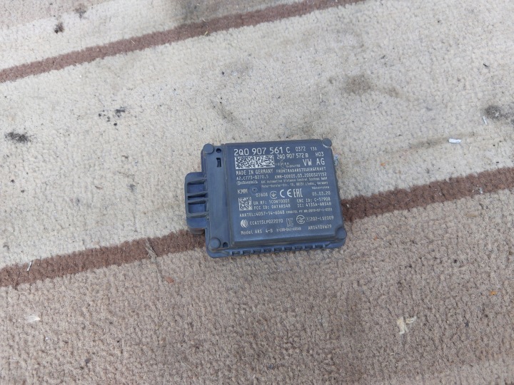 RADAR DISTRONIC SENSOR ACC VW SKODA 20r 2Q0907561C
