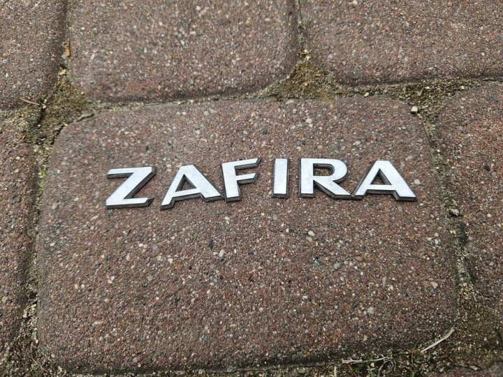 Emblemat logo napis du capot Porte coffre hayon ZAFIRA Opel Zafira C