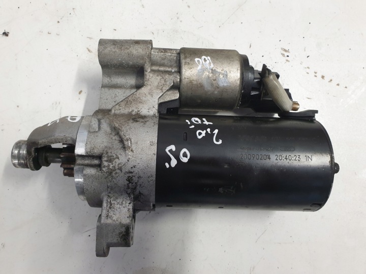 Anlasser Starter AUDI A4 B8 A5 2.0 TDI 03L911021C