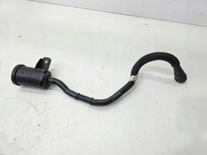 Schlauch POWIETRZNY AUDI A4 B9 A5 2.0 TFSI 8W0906621B 8W0201997F