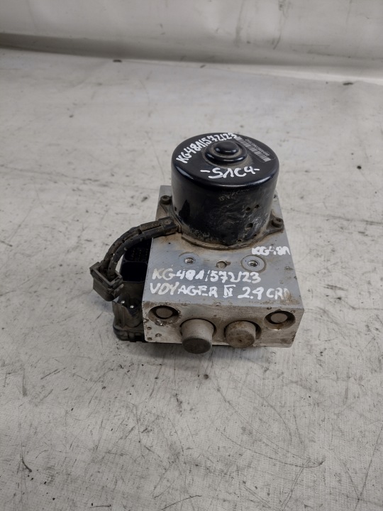 pump ABS Chrysler Voyager IV 2,8 CRD 110 KW 150 KM P04721428AF
