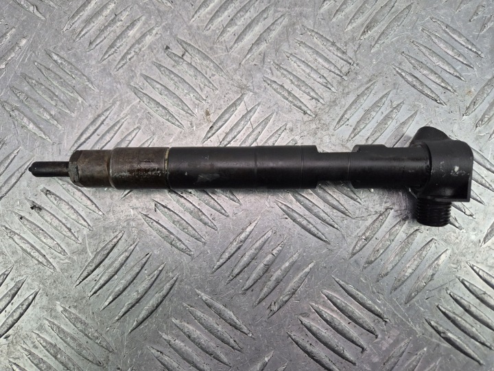 Mercedes SLK250 CDI R172 injecteur A6510702887 OM651.980