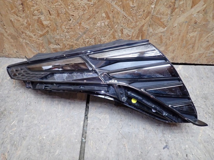 light right front LED HYUNDAI TUCSON 4 IV NX4E 2020-2024R 92208N7100