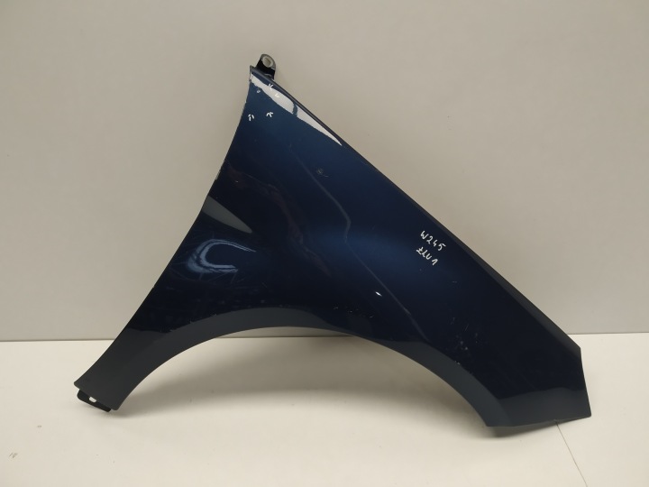 05- 11r W245 Mercedes B class fender front right original without korozji