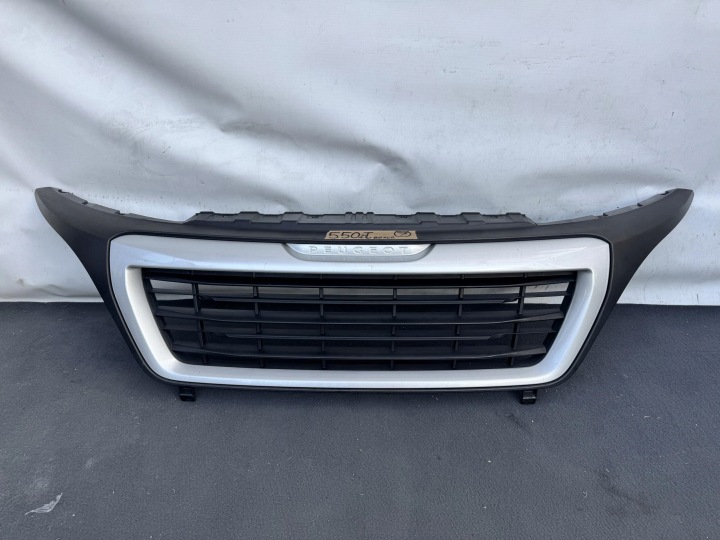 PEUGEOT BOXER 14- Grill Kühlergrill MASKOWNICA des Kühlers SREBRNA 1314847070 ORYG