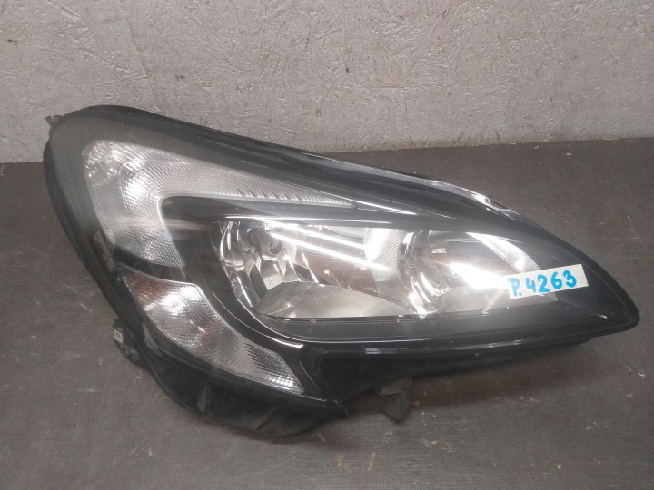 LICHT VORNE RECHTS OPEL CORSA E 13381336