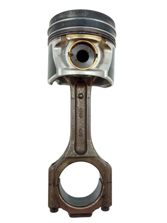 piston connecting rod P252 2.0 CRDI Hyundai Tucson and (2004-2009)