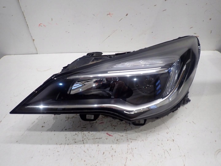 feu avant avant gauche OPEL ASTRA V K 2016