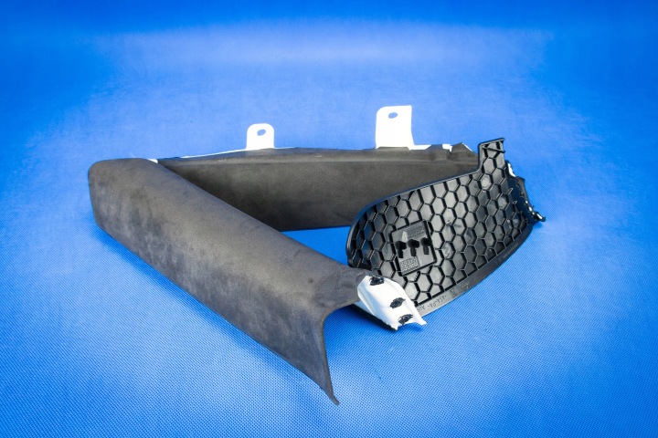 Blende Abdeckung verkleidung slupka Audi A7 RS7 4G8867288B 25M