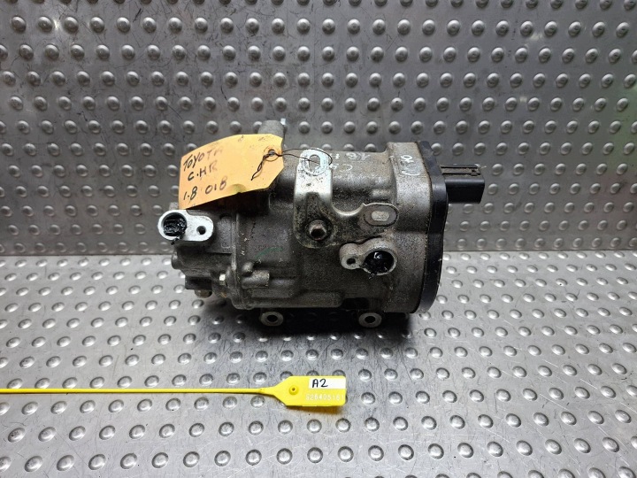 Compresseur Climatisateur air conditionné TOYOTA CHR 16- 1.8 HSD 042400-0370
