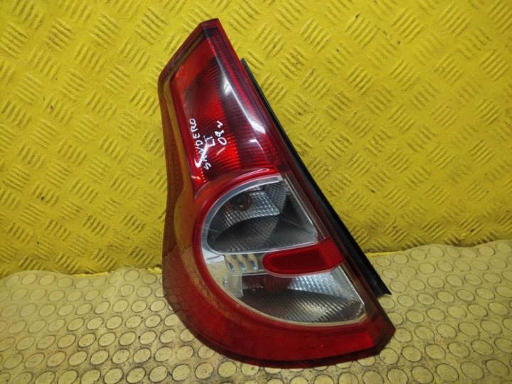 DACIA SANDERO light left rear part 8200734825