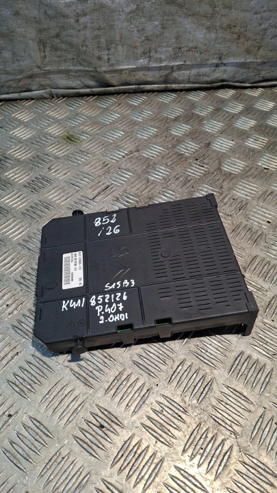 Kasten der Sicherungen PEUGEOT 407 2.0HDI