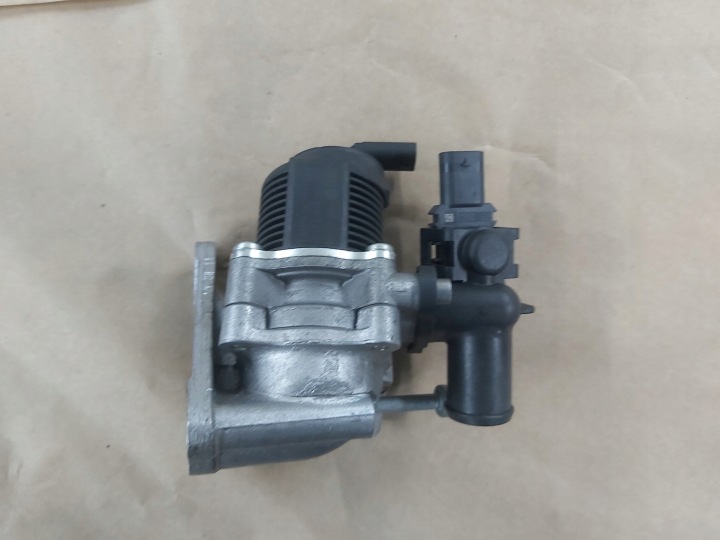 VALVOLA KOMBINOWANY EGR 06H131097C AUDI A4 A5 A6 A7 A8 2.0 TFSI
