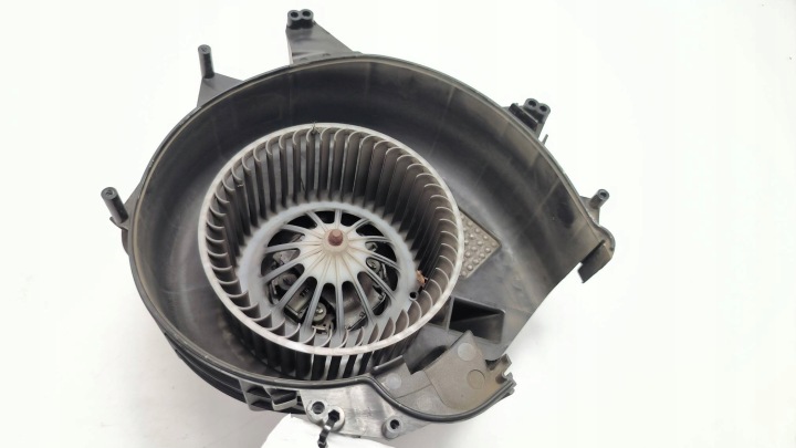 Réchauffement Ventilateur Cabine 9203323 BMW F01 730D