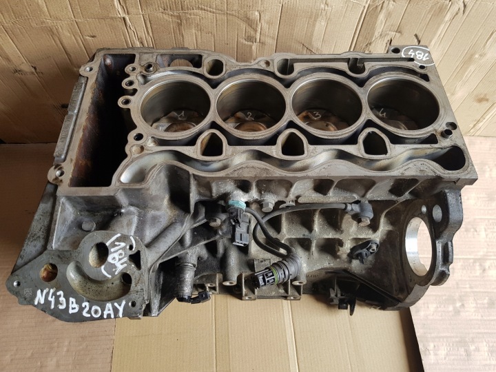 BMW E87 E90 2.0 N43B20AY BLOK DOL DES MOTORS Kolben Kurbelwelle