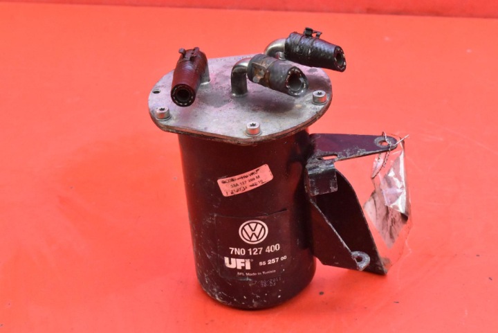 Gehäuse filter des Kraftstoffsbehälters 7N0127400 VW PASSAT B7 2.0 TDI 140 KM 10-15