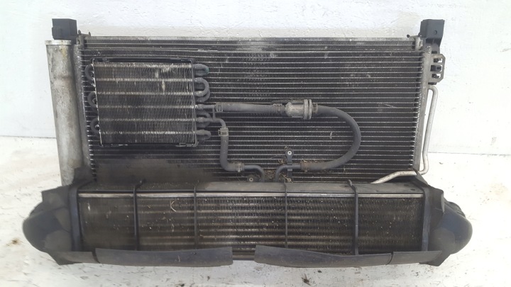 KOMPLET radiatore MERCEDES-BENZ C-KLASA W203 2.2 CDI