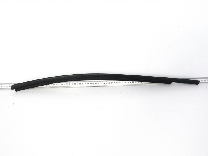 TOYOTA YARIS IV 19- moulding dust windows door rear part left ORG 68230-K0011