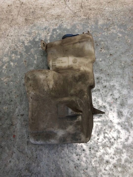 washer fluid tank AUDI A6 C4 4A0955453C
