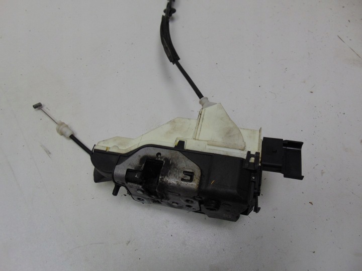 CITROEN DS3 Türschloss links vorne PSA836157 9