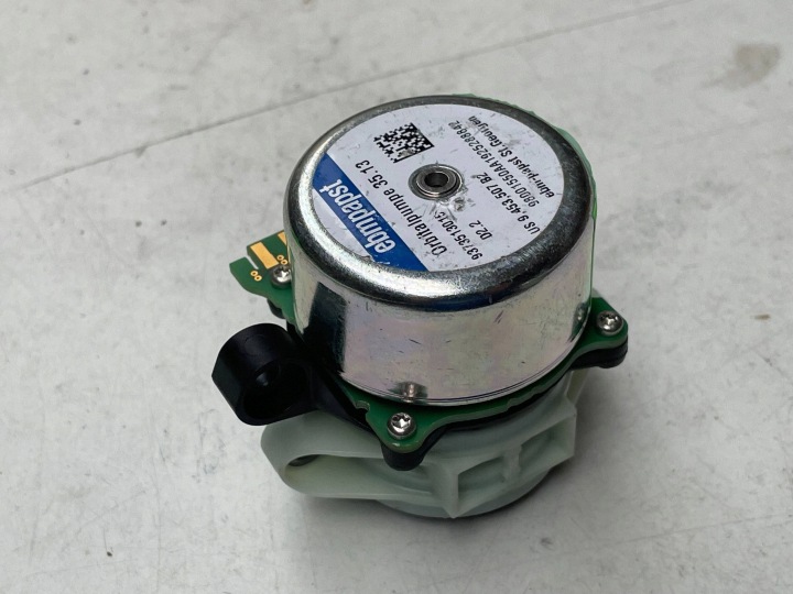 pumpa ADBLUE original MERCEDES RENAULT KANGOO III 9373513021