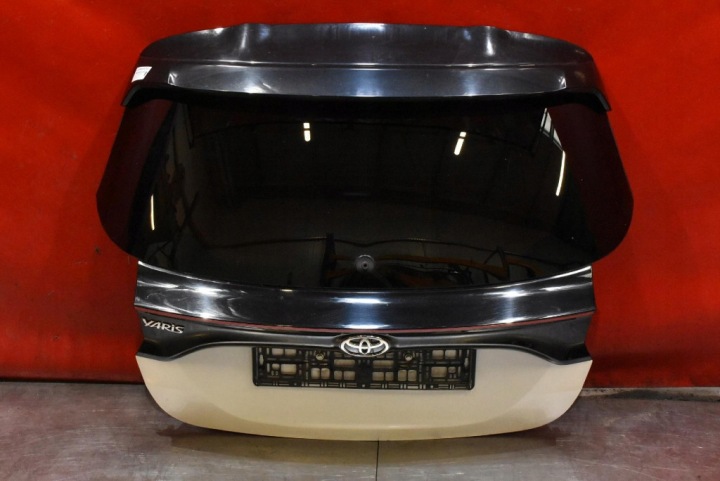 Porte arrière coffre hayon Porte coffre hayon Arrière Arrière 2PU TOYOTA YARIS 4 IV 5D HB 20
