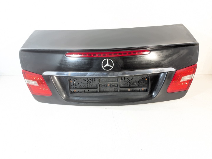 heckklappe kofferraumdeckel Kofferraum hinten heck kod lakieru 040 MERCEDES W212 COUPE 09-16