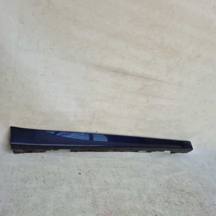 BMW 3 F30 F31 11-18 threshold right moulding threshold right