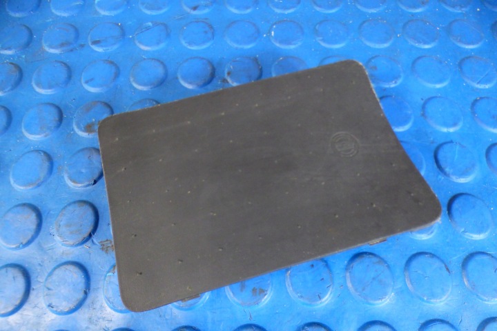 ladowarka indukcyjna telefonu 32389106 32226838 stBDB VOLVO XC60 II