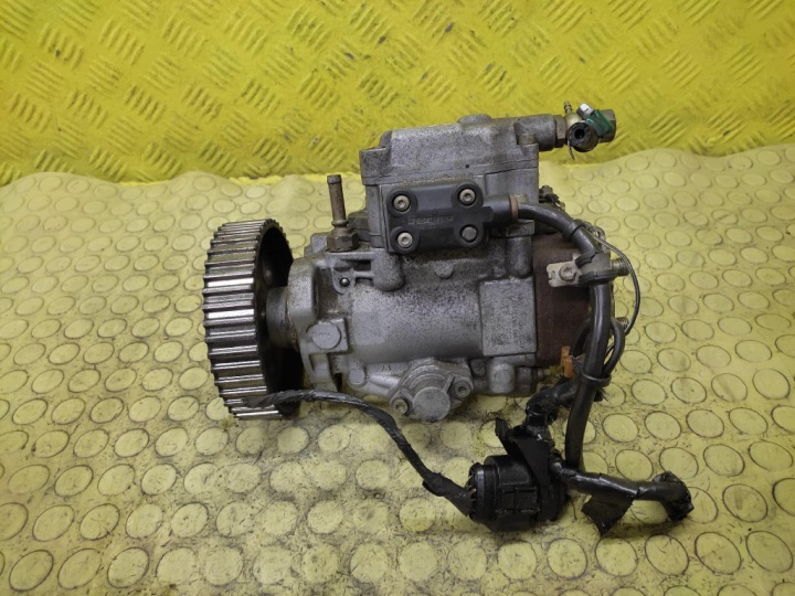 AUDI 80 B4 TRYSTAL PUMP 0460404986 5