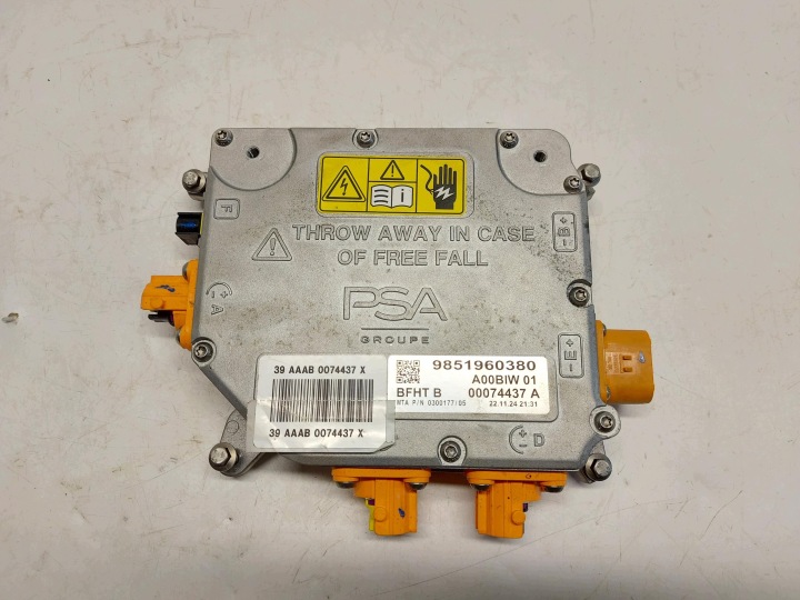 Peugeot 5008 III E5008 falownik konwerter control unit of tension 9851960380