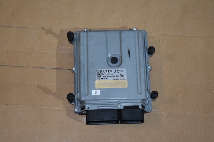 IDEALNY control unit of the engine MERCEDES 1