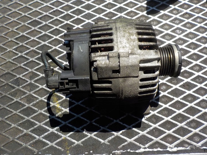 SKODA ROOMSTER alternator 03F903023E