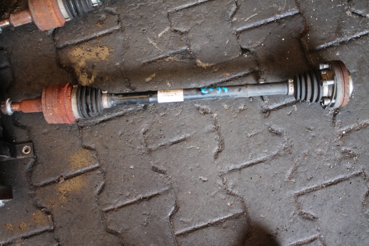 2294. antriebswelle heck VW T6 4X4 7E0501202A