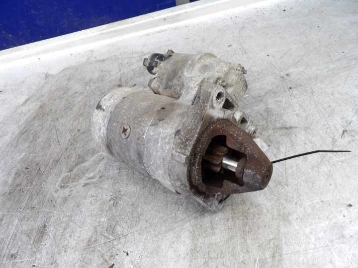 Fiat Seicento Moteur du démarreur 63101018 C132 E80F