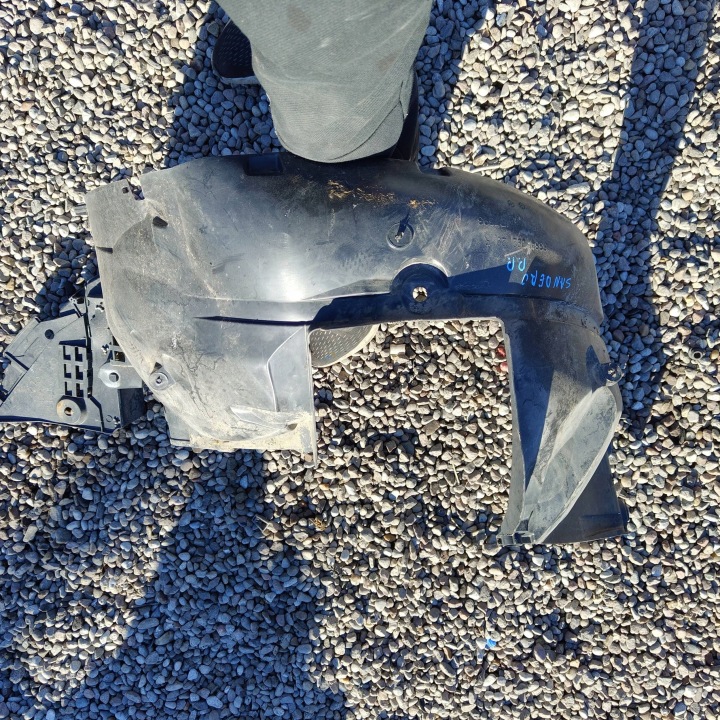 Dacia Sandero II 2018 front side right mudguard front