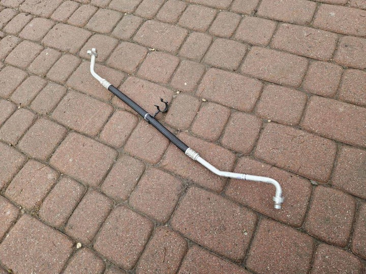 Conduit pieces tuyaux Climatisateur air conditionné Tuyau Tuyau flexible Renault Zoe 924402528R