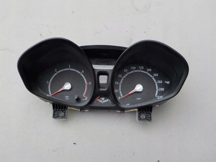 quadro strumenti TACHIMETRO contagiri OROLOGIO ford fiesta mk7 1,4 tdci 8A6T-10849-CD