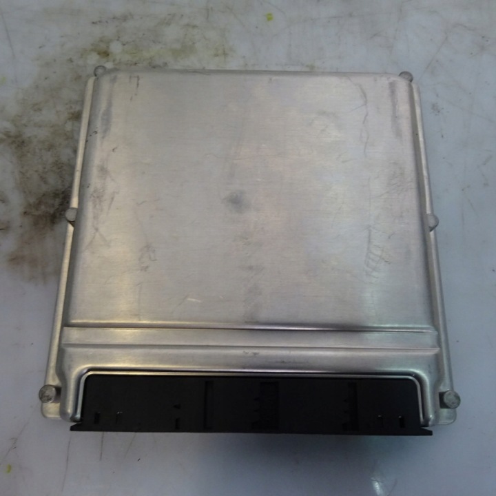 MERCEDES C220 2.2CDI control unit of the engine A6111537379