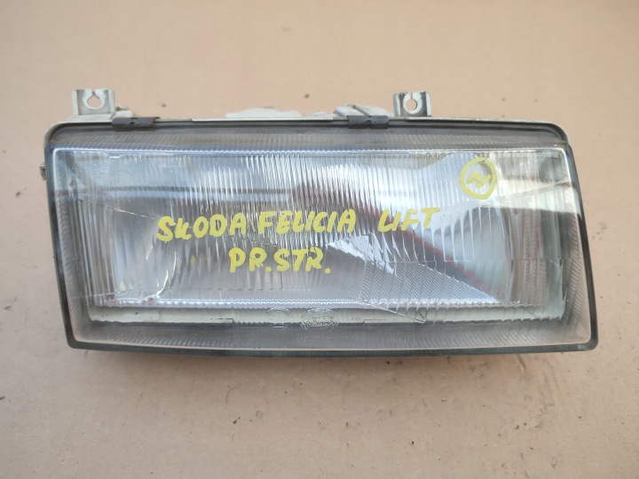 Feux phare Droite Avant Droit Avant Skoda Felicia et 246150-00
