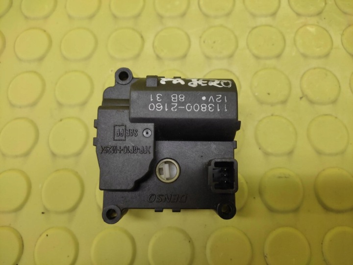 MITSUBISHI PAJERO 3 Motor heizgebläse 1138002160