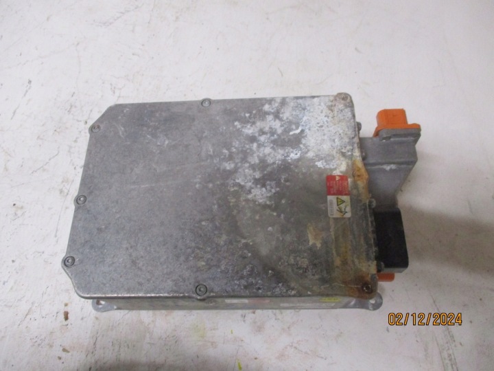 LADOWARKA INWERTER VW PASSAT B6 3G0 TSI 5QE915682M