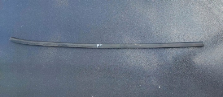 Leiste Schutzleiste Zgarniajaca Fenster Tür SAAB 9-3 II 93 SS Sedan OE rechts heck 02-12r