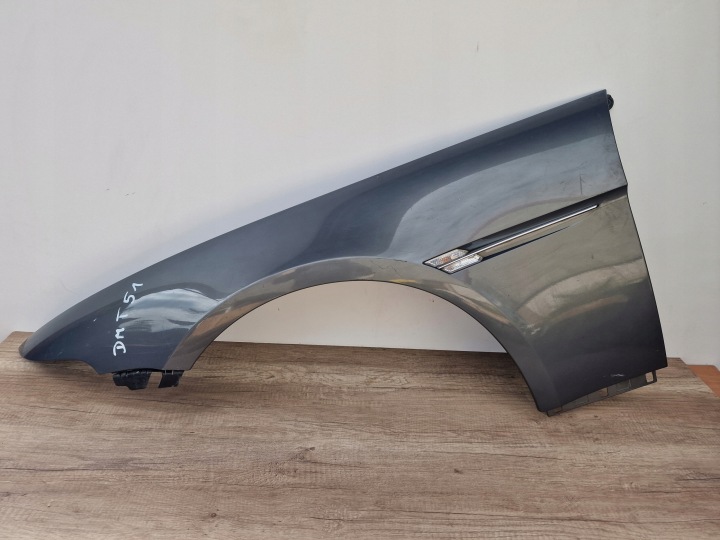 BMW 6 E63 E64 left fender front + moulding indicator